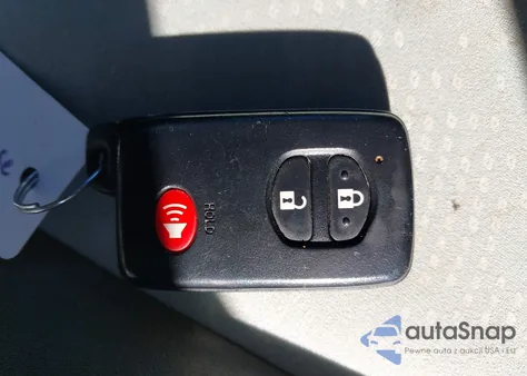 2012 Toyota Prius V Two from USA, damaged, VIN JTDZN3EU8C3176366